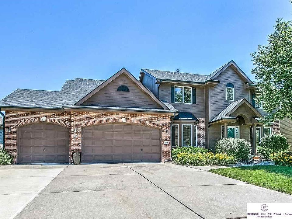 1st image of 3559 S 196th Ave