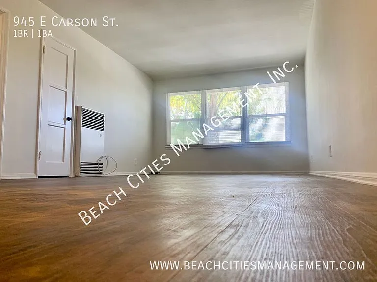 945 E Carson St — Photo 6