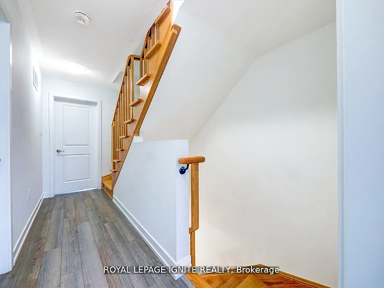 167 Downsview Park Blvd — Photo 14