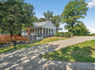 1513 Donover Ln, Festus, MO 63028