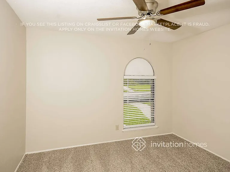 3409 Livingston Ln — Photo 11