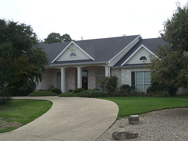 1st image of 500 Winged Foot Ln