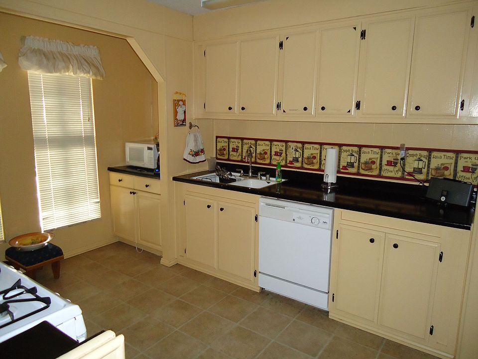Large Kitchen