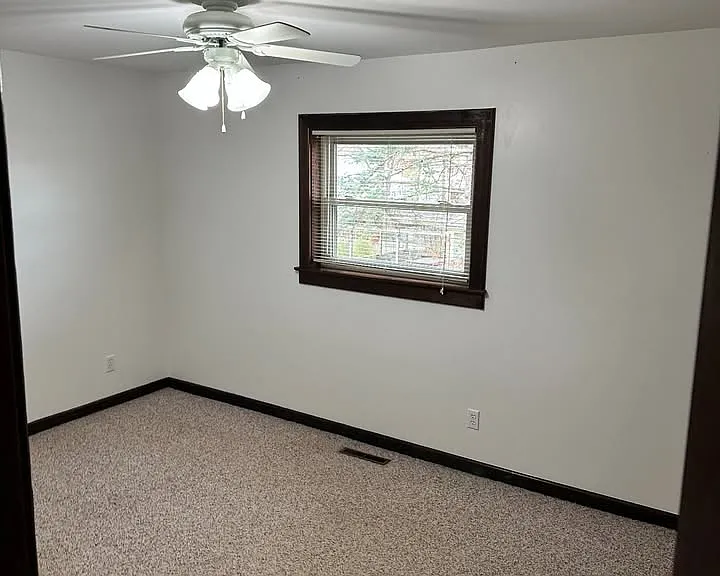 424 Kent St SE #1 — Photo 12