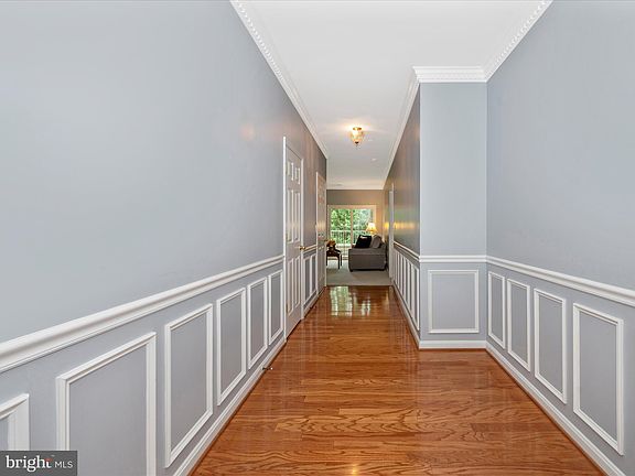 2nd image of 101 Watkins Pond Blvd Unit 4-302