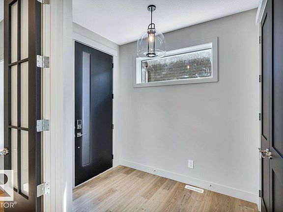 4th image of 65 Norwyck Way