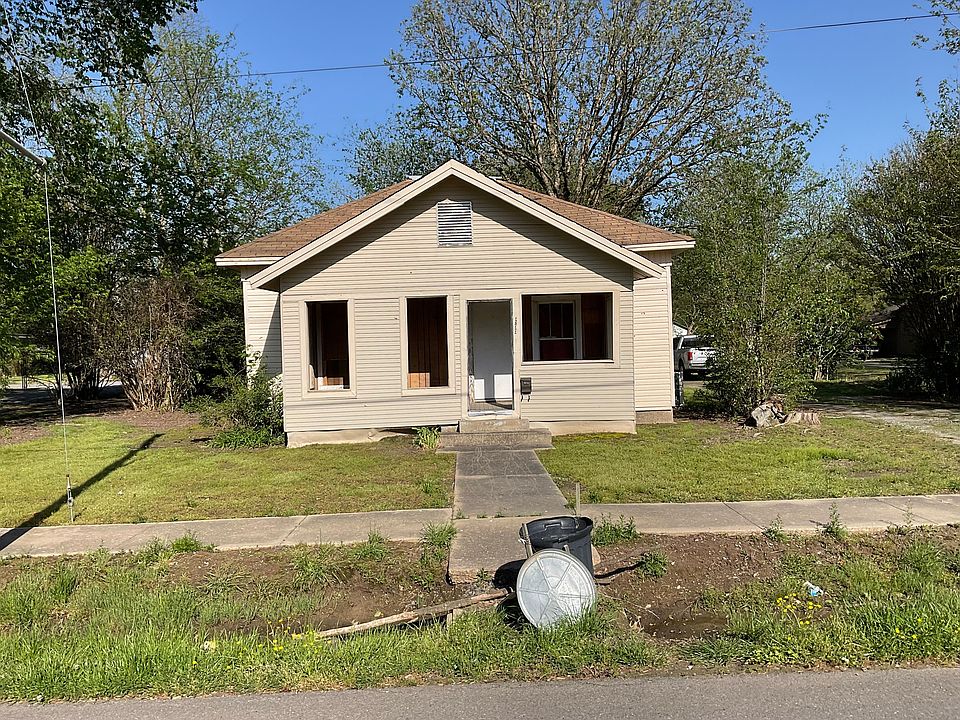 1st image of 1311 S Buerkle St
