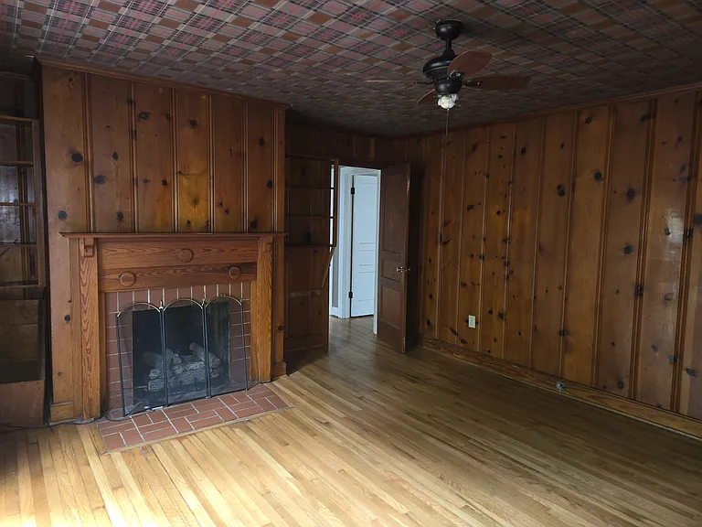 2034 Lake Rd — Photo 6