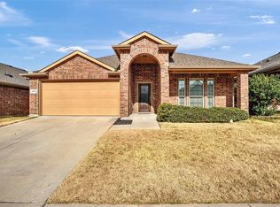 1902 Carol Ln, Anna, TX 75409