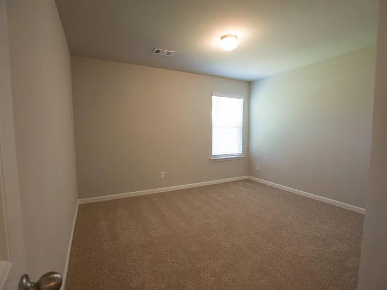 95 Pointe Pl — Photo 16