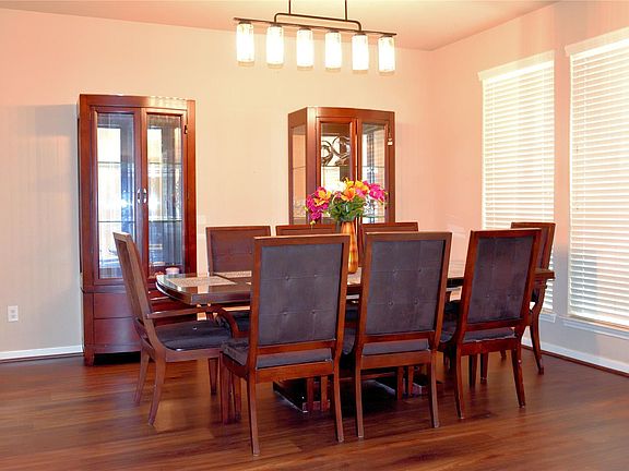 3rd image of 5106 Autumn Rose Ln