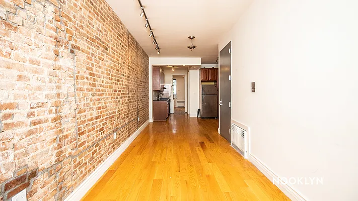 Rented by Nooklyn NYC LLC | media 20