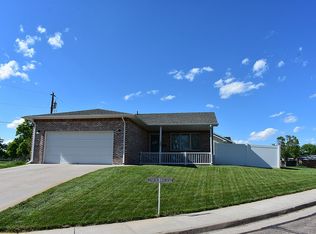 402 Apollo St, Mc Cook, NE 69001