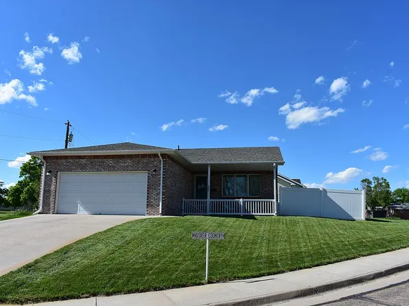 402 Apollo St, Mc Cook, NE 69001