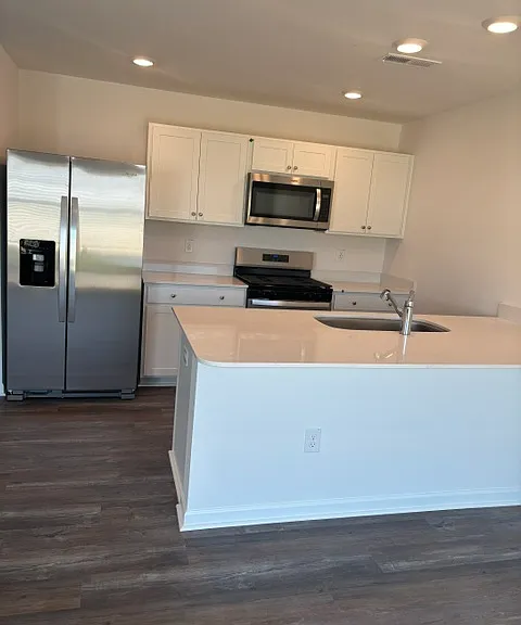 45 Sweet Meadow Rd #1 — Photo 2
