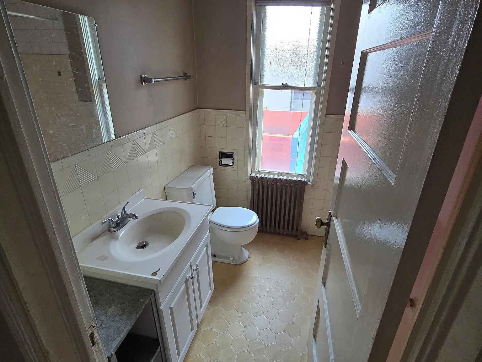 1 bed, $995 — Photo 2