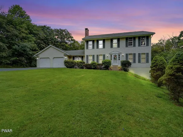 196 Elkview Dr, Clifford Township, PA 18421