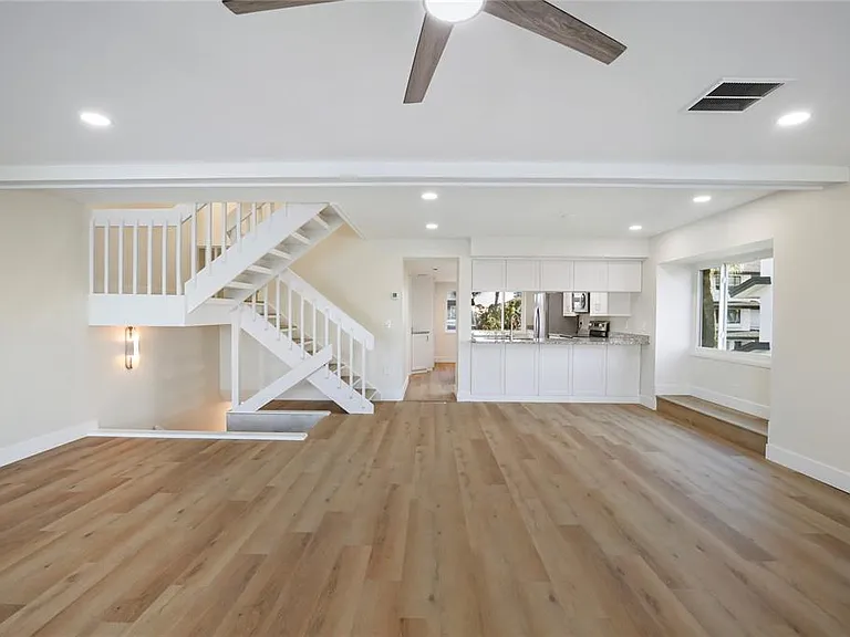 150 Marina Del Rey Ct — Photo 17