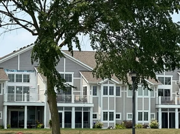 2609 Bay Harbor Cir Unit 3, Green Bay, WI 54304