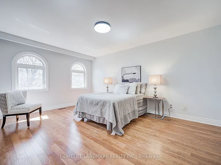 1608 Sherwood Forrest Cir — Photo 27