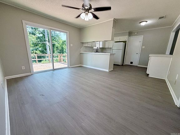 4th image of 11814 Ashwood Dr
