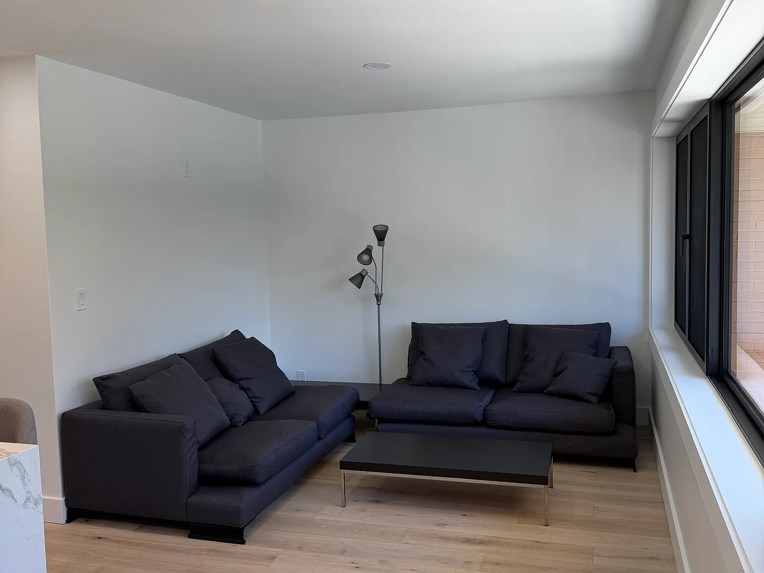 1 bed, 1.5 bath, 1059 sqft, $3,950 — Photo 4