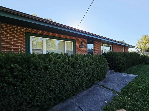 8065 Dema Dr, Des Moines, IA 50320