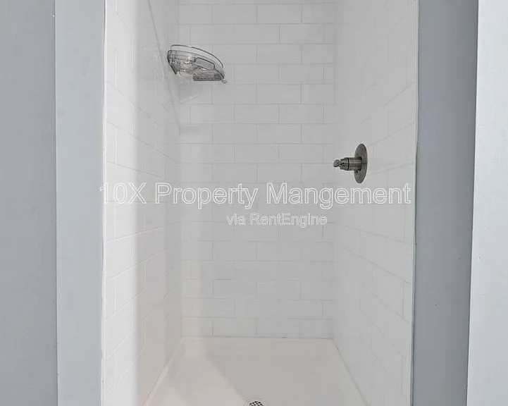 309 Wilson Ave — Photo 12