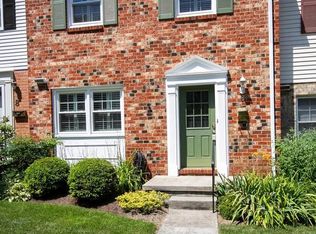 6 High Pine Ct, Cockeysville, MD 21030