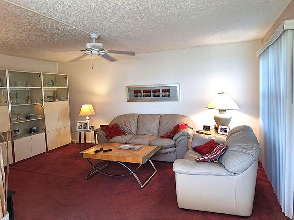 2nd image of 53 Brighton Dr E #53-B