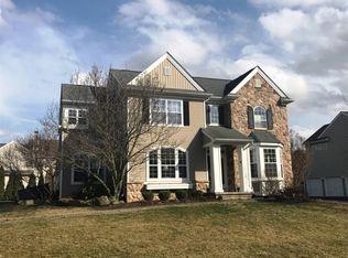 843 Ramblewood Dr, Easton, PA 18040