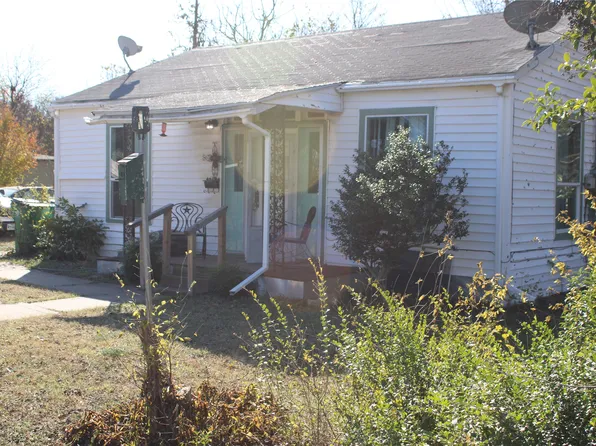 304 E Criddle St, Waxahachie, TX 75165