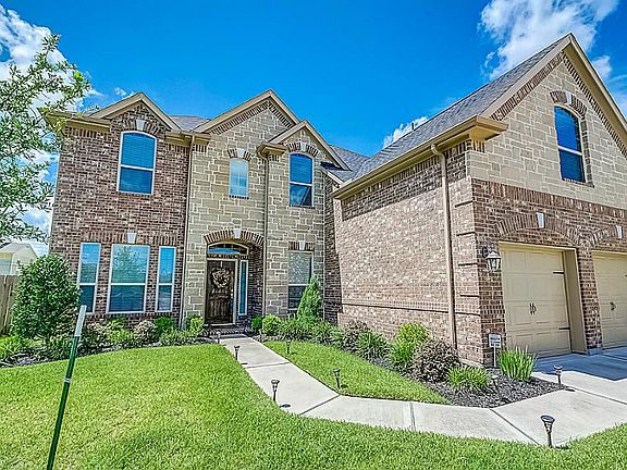 2nd image of 8639 Granite Peach Ln