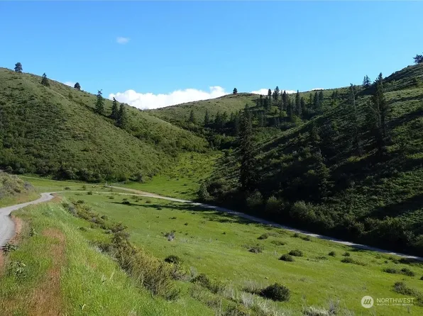 9500 Olalla Canyon Road, Cashmere, WA 98815