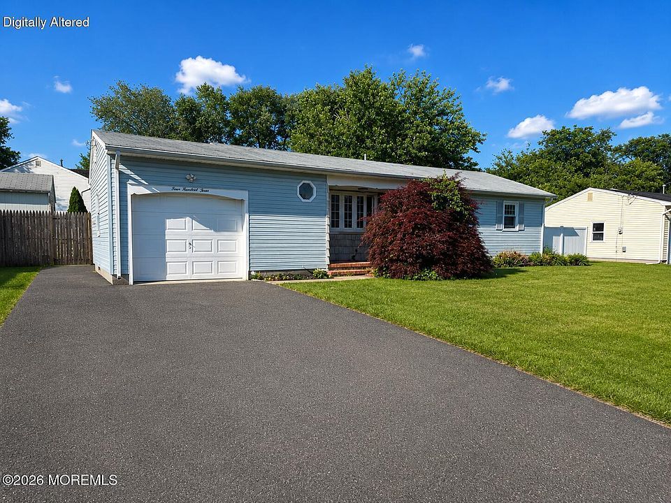 1st image of 403 Simon Pl