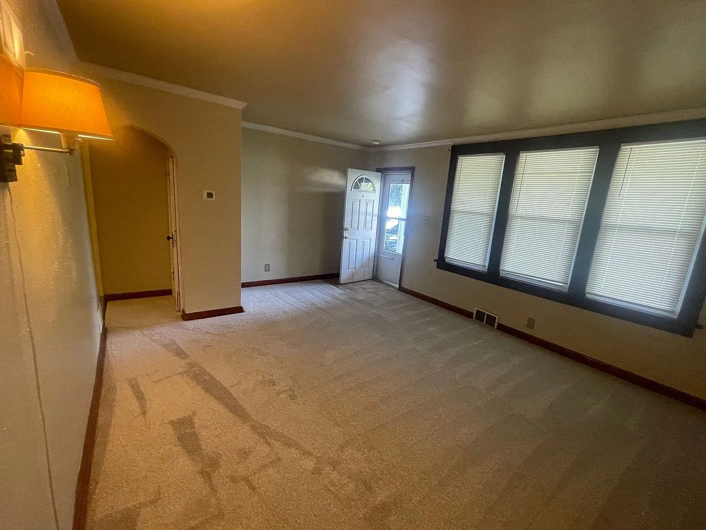 4527-4529 30th Ave. (Duplex) — Photo 3
