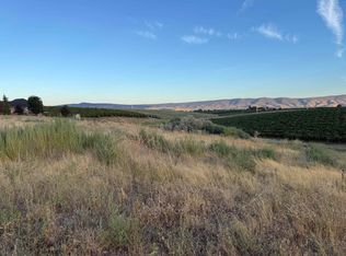 McCreadie Rd, Prosser, WA 99350