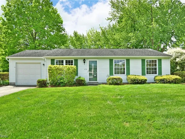173 Chapel Hill Dr N, Warren, OH 44483