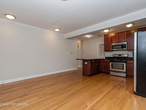 5th image of 1409 W North Shore Ave APT 2