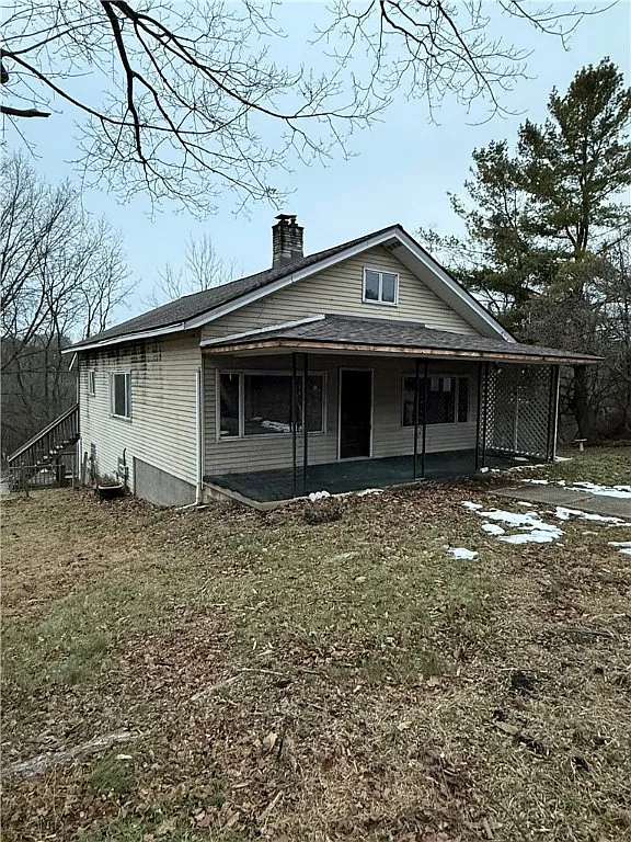128 Pointview Rd photo 1