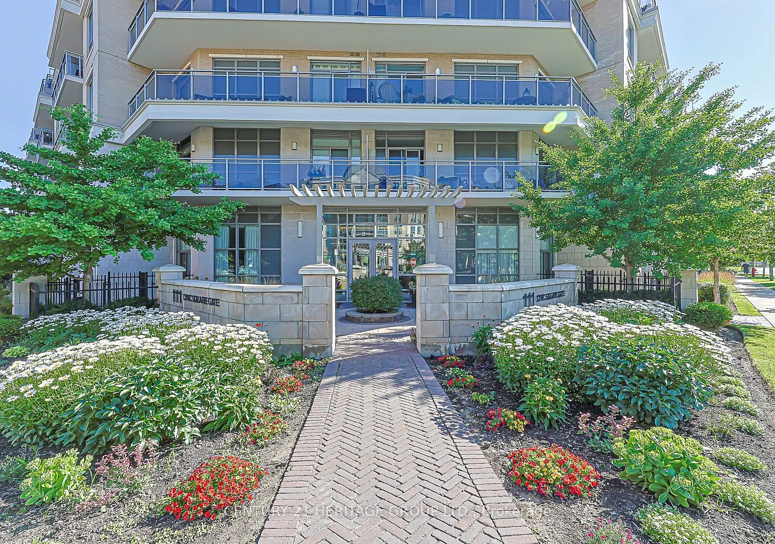 2 bed, $2,600 — Photo 3