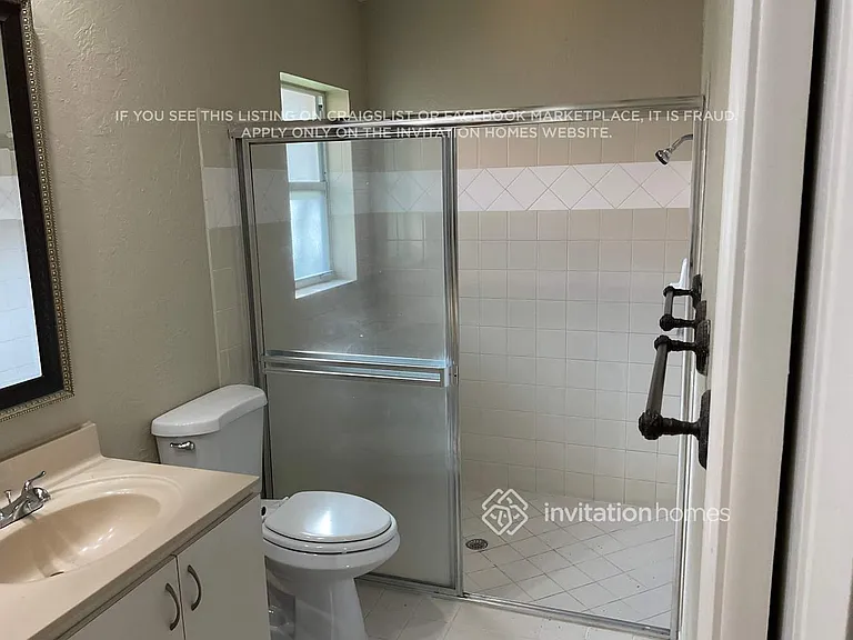 4872 NW 103rd Dr — Photo 11