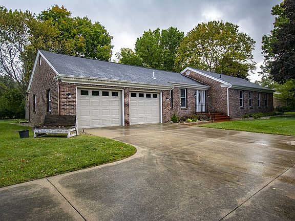 2nd image of 57118 Garden Dr