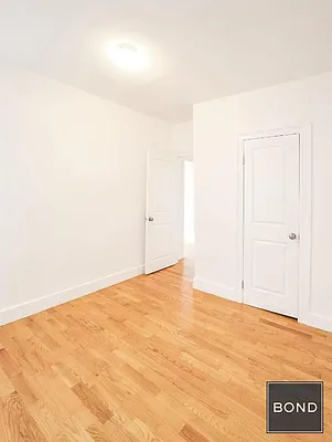 Rented by Bond New York | media 18