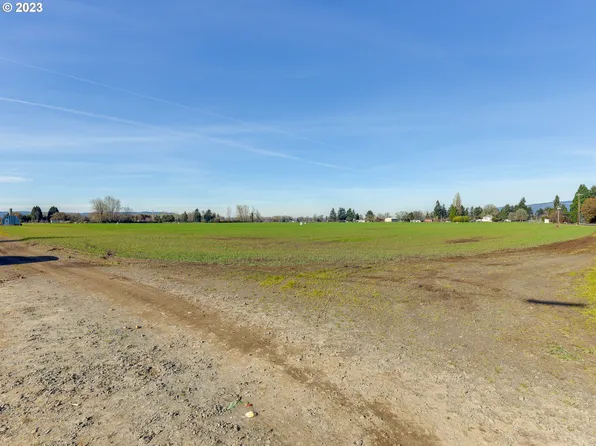 154 Windmill Ln, Woodland, WA 98674