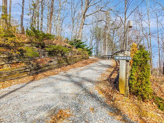 12th image of this home