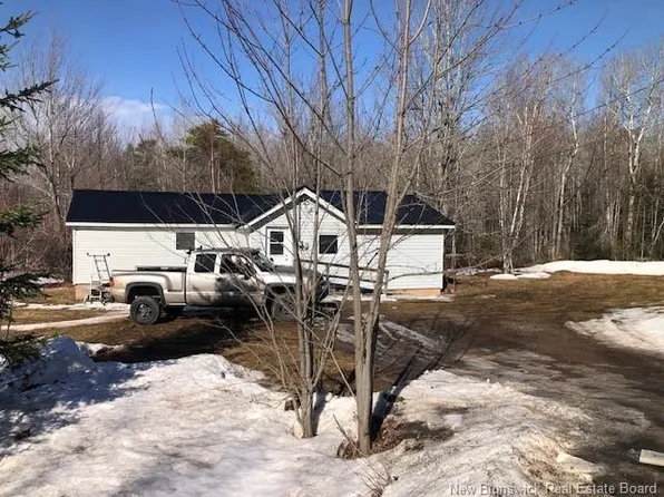 338 Middlesex Rd, Salisbury, NB E4J 1H5