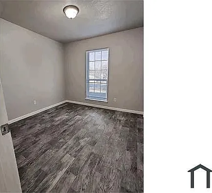 1420 Spring Willow Dr — Photo 2