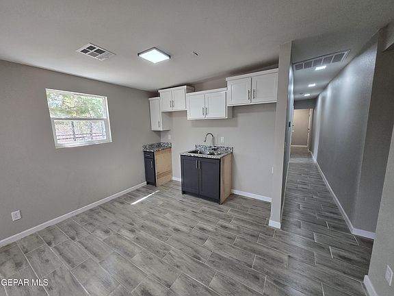 5th image of 9207 Santa Rosalia Ct