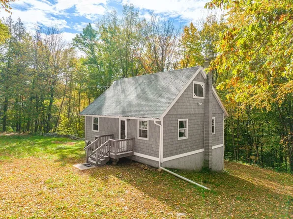 19 Broderick Rd, Monterey, MA 01245